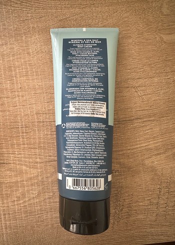 BATH&BODY Mineral & Deniz Tuzu Vücut Kremi 226g - Görsel 2