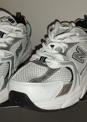 39,5 Beden beyaz Renk ORJİNAL NEW BALANCE