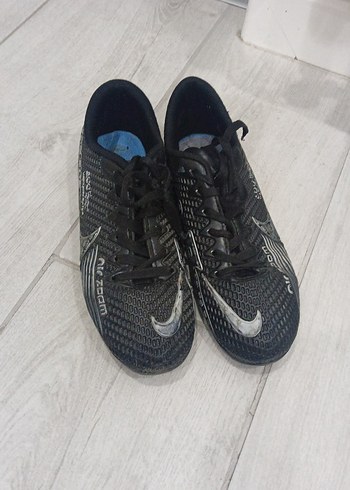 Nike Siyah Gri Air Zoom Futbol Ayakkabisi