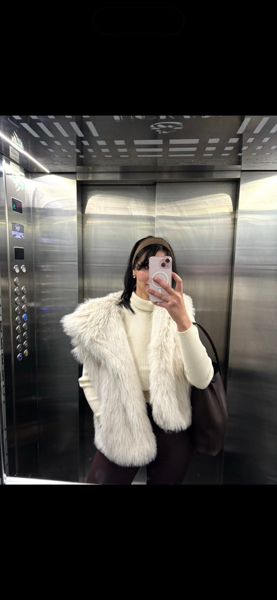 Bej Kadın Suni Kürk Yelek - Görsel 2