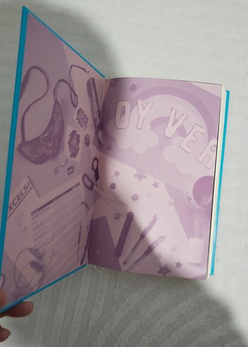 kitap kurdu ve çirkin - Görsel 3