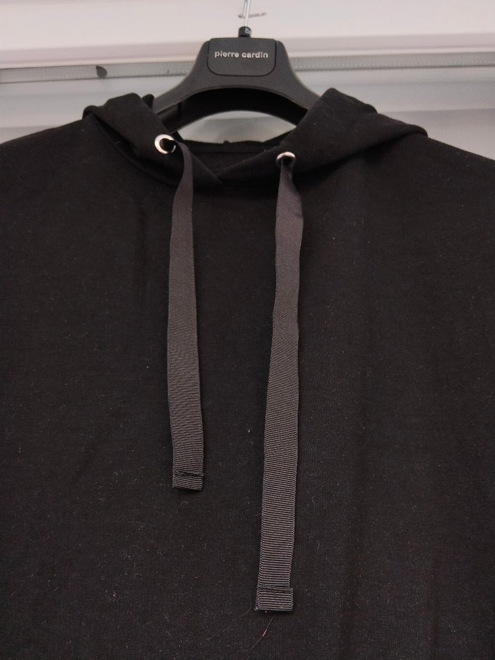 Siyah Kapüşonlu Kadın Sweatshirt - Görsel 3