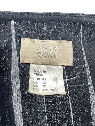42 Beden çeşitli Renk H&M Kısa Elbise %70 İndirimli.