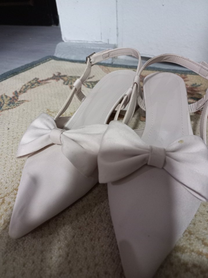 Bej Fiyonklu Kadın Dolgu Topuk Ayakkabı - Görsel 2