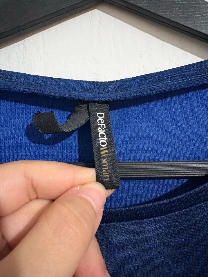 Uzun Kollu Lacivert Kadın Bluz Defacto - Görsel 3