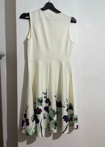 Çiçek Desenli Beyaz Midi Elbise - Görsel 2