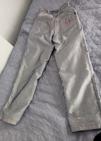 Fubu marka çift taraflı nakışlı pantolon - Görsel 2