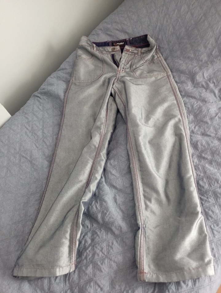 Fubu marka çift taraflı nakışlı pantolon - Görsel 4