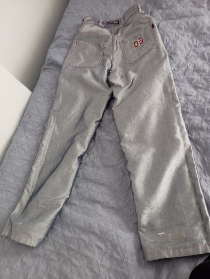 Fubu marka çift taraflı nakışlı pantolon - Görsel 2