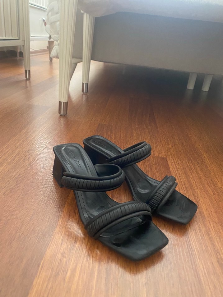 Siyah Kadın Topuklu Sandalet - Görsel 5