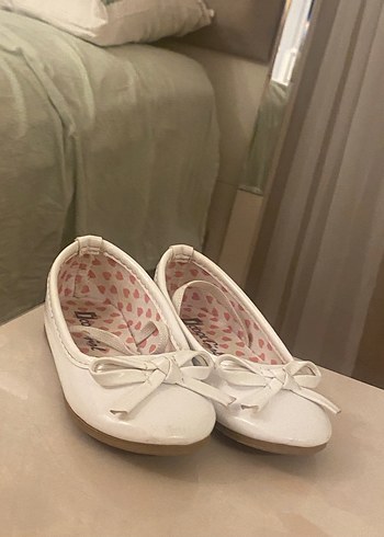 Kız Çocuk Beyaz Fiyonklu Babet - Görsel 3