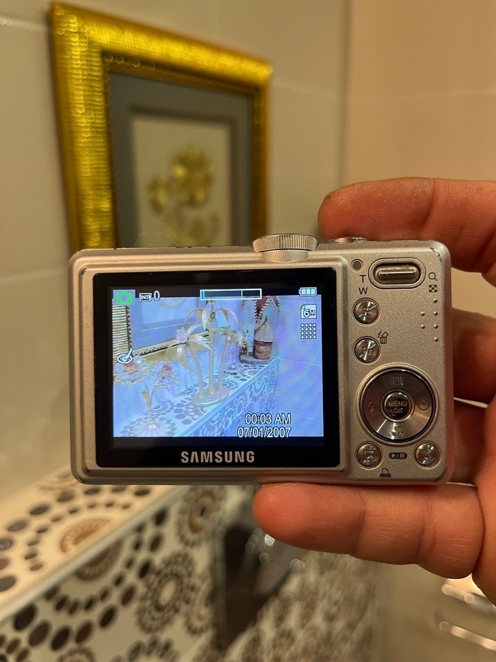 Samsung L730 Dijital Fotoğraf Makinesi - Görsel 3