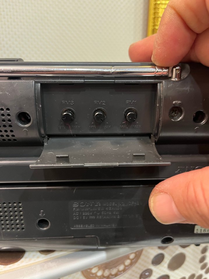 Sony Siyah ıcf-880 Taşınabilir Radyo - Görsel 5