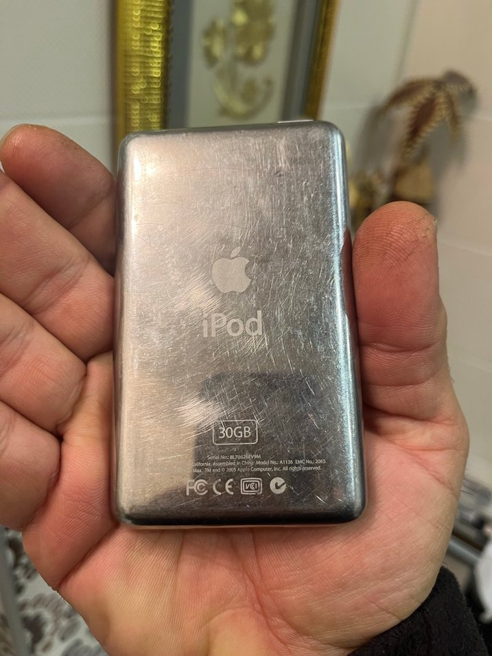 Siyah iPod Media Player - Görsel 2