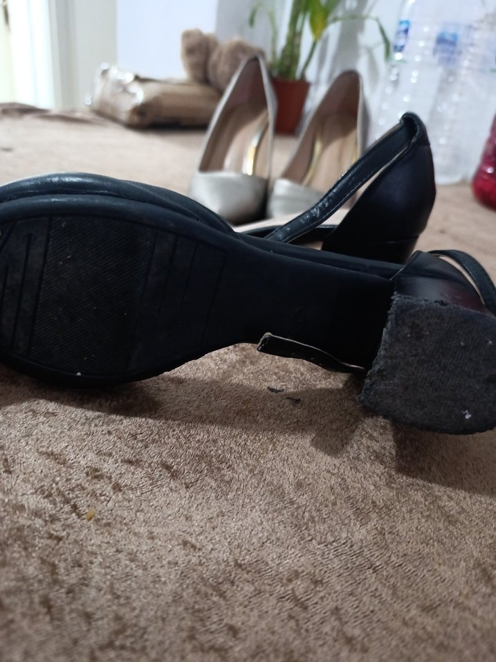 Siyah Topuklu Kadın Ayakkabı - Görsel 4