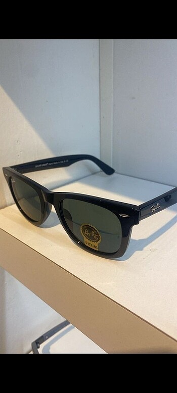  Beden Ray-Ban Wayfarer Güneş Gözlüğü