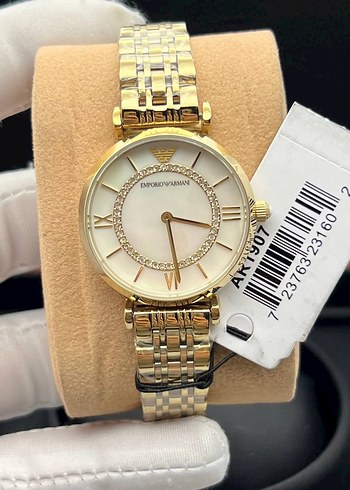 Emporio Armani Kadın Altın Renk Modern Klasik Saat