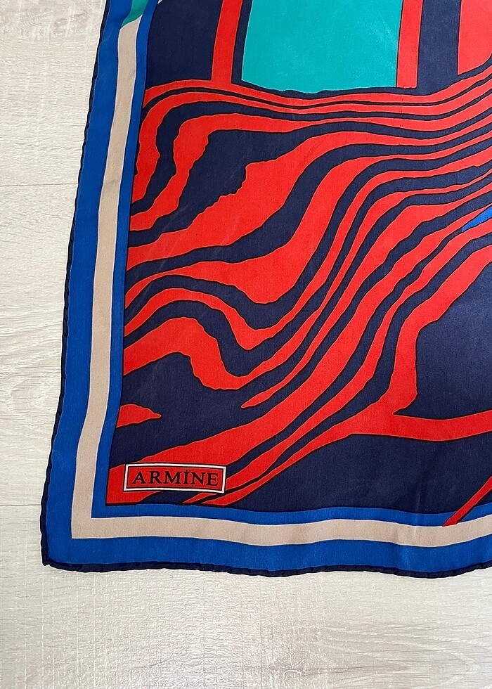 Marka eşarp - Görsel 2