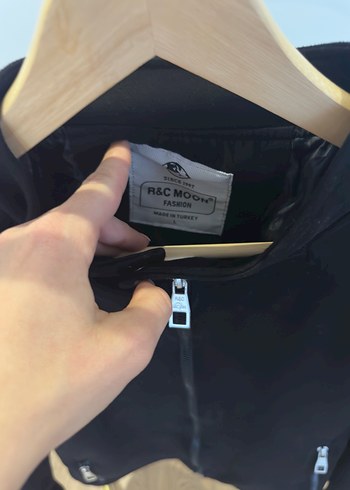 Siyah Fermuarlı Uzun Kollu Spor Ceket - Görsel 4