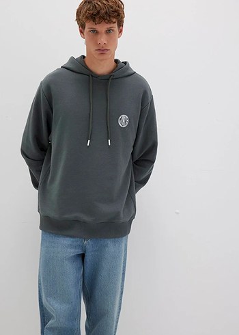 Gri Kapüşonlu Oversize Sweatshirt - Görsel 3