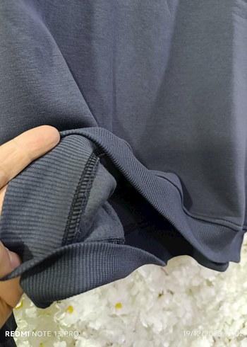 Gri Kapüşonsuz Erkek Sweatshirt - Görsel 4