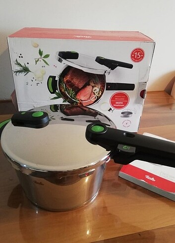 Fissler Vitaquick 4.5 Litre Düdüklü Tencere