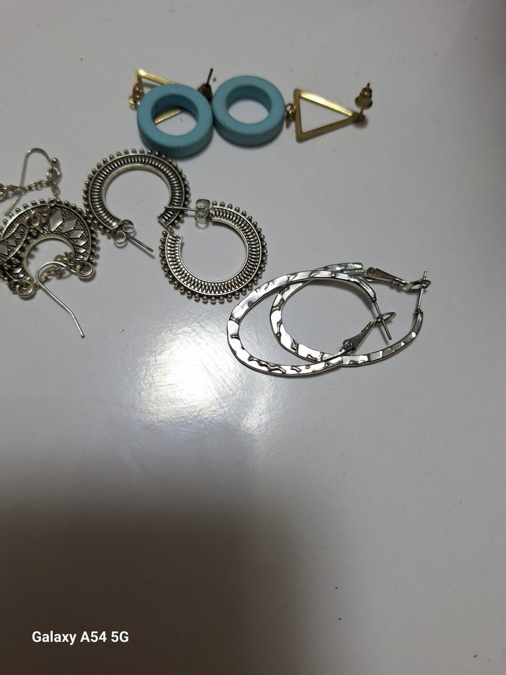 Bohem Zincir Detaylı Kısa Gri Turkuaz Küpeler - Görsel 2