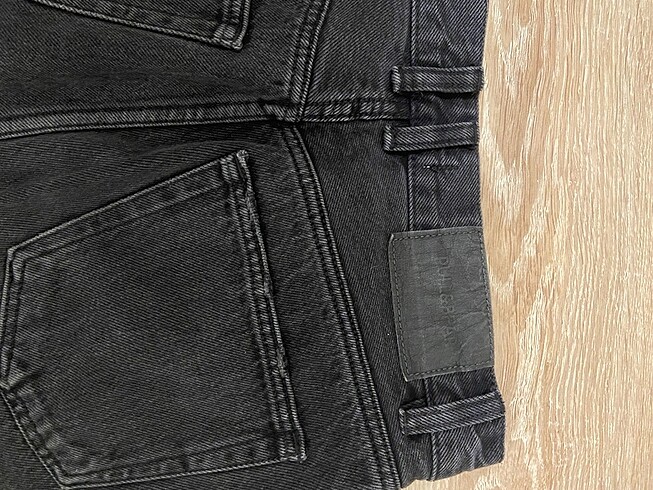 40 Beden siyah Renk pull& bear pantolon