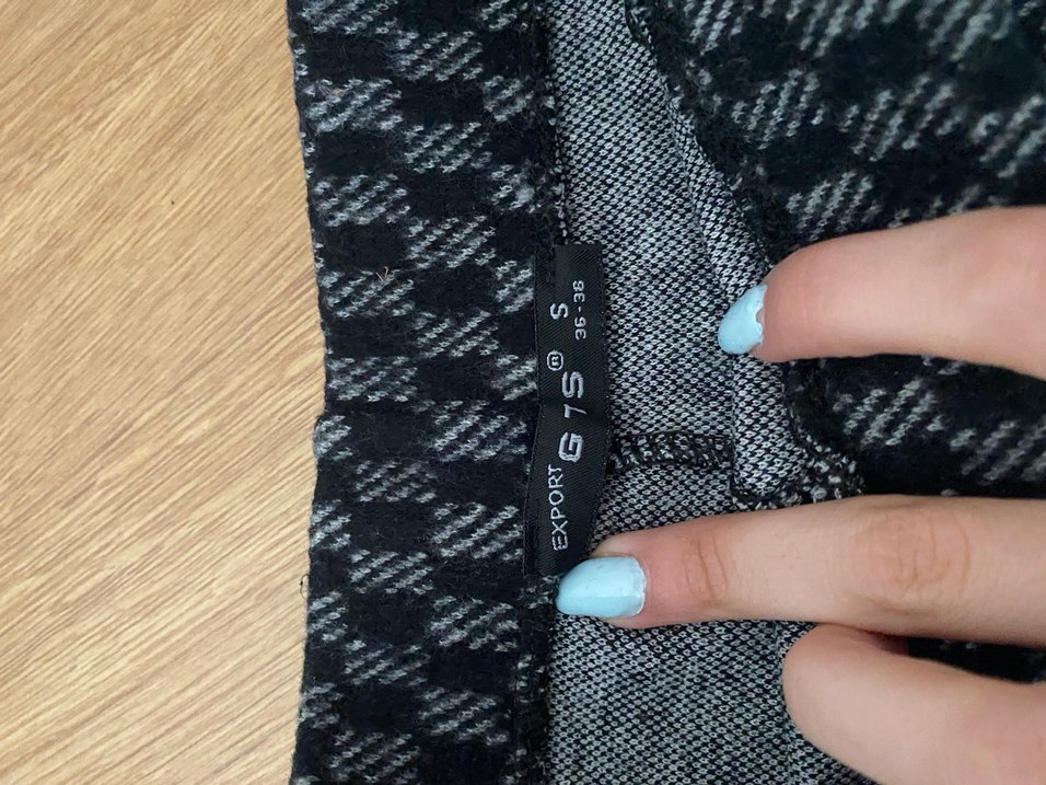 Örgü Desenli Gri Yüksek Bel Kadın Şort - Görsel 2