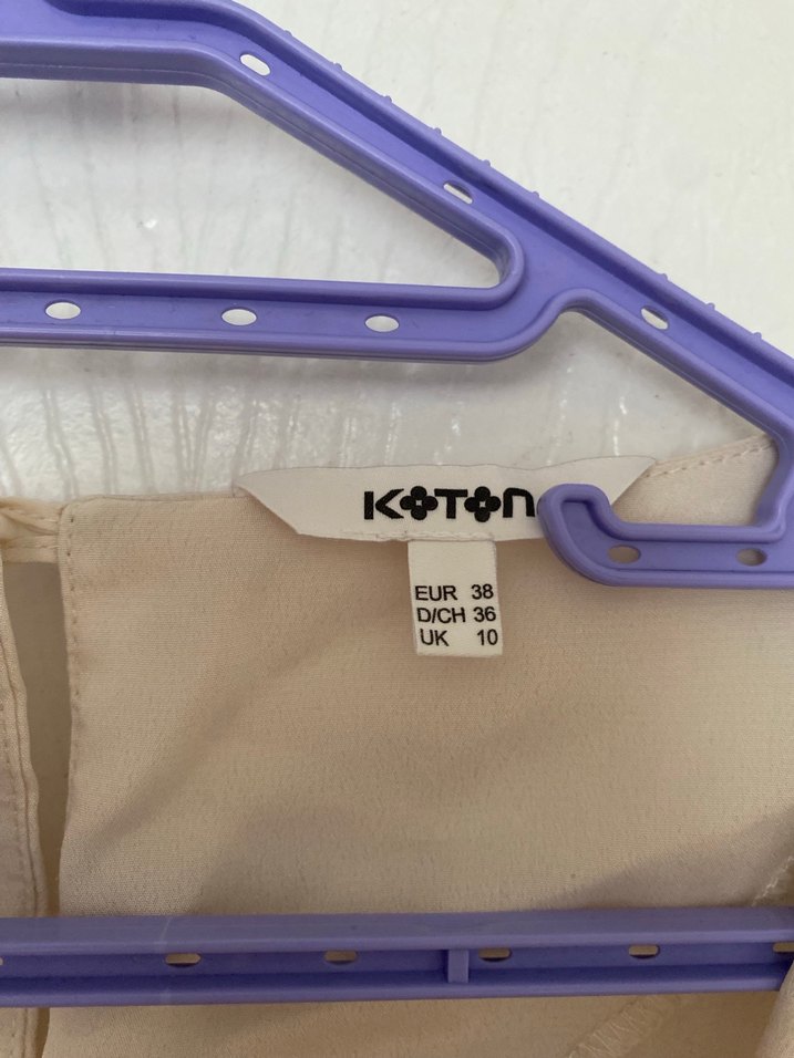 Dantel Detaylı Bej Kolsuz Keten Bluz - Görsel 2