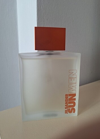 Jil Sander JIL SANDER SUN MEN PARFÜM (2 fıs kullanıldı sadece)