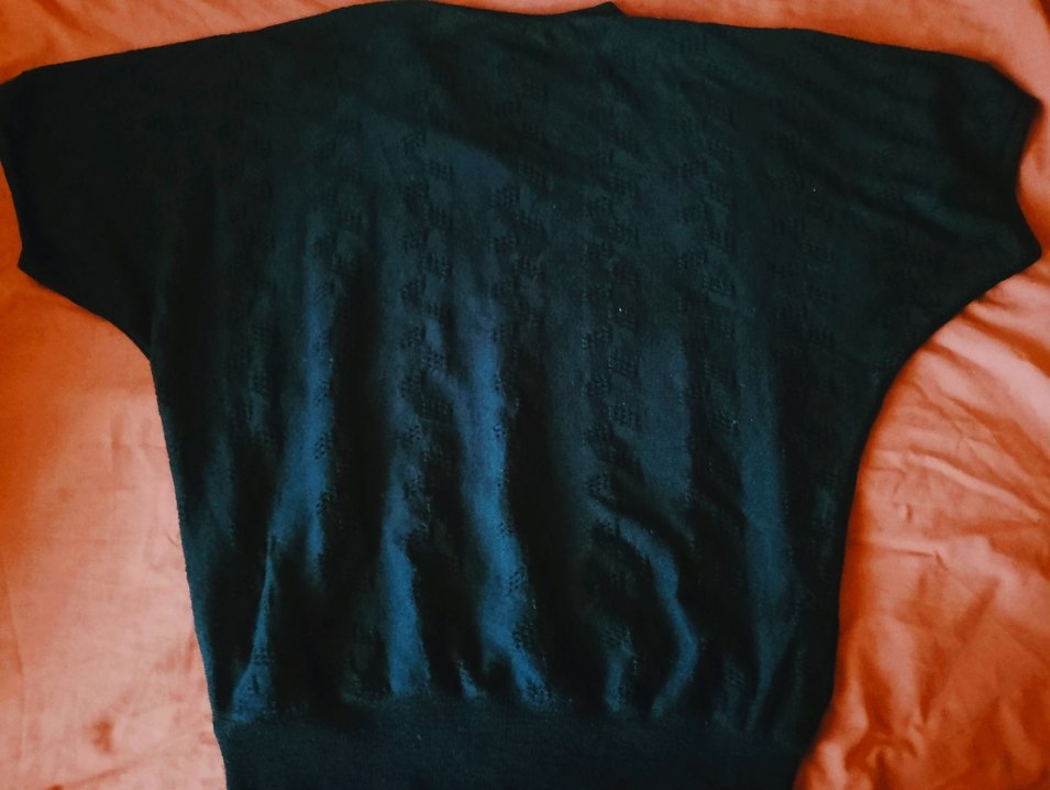 Kadın Siyah V Yaka Triko Kazak - Görsel 3