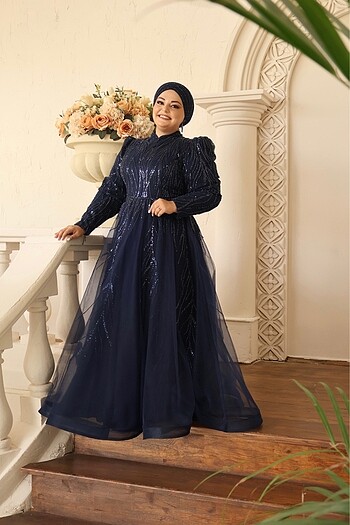 Nişan elbisesi