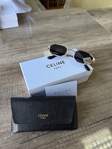 Beden Celine