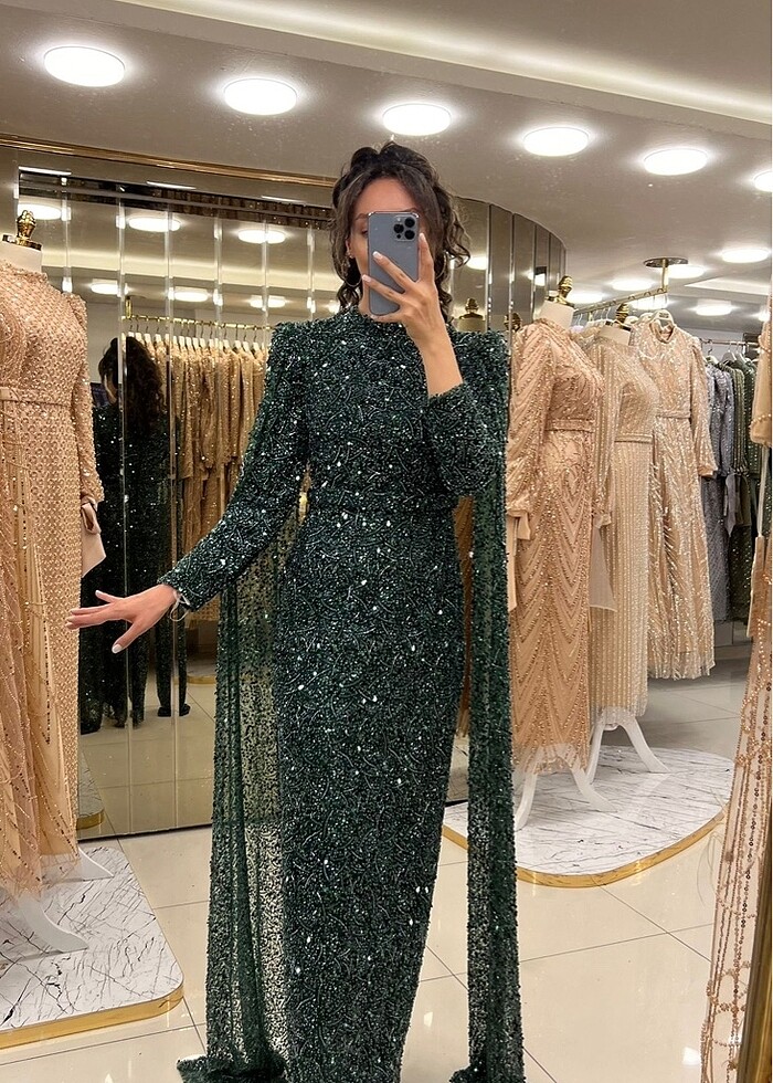 ZÜMRÜT YEŞİL RENKLİ ,TAŞ PELERİNLİ,FUL TAŞ DETAYLI ABİYEMİZ - Görsel 3