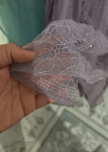 Uzun Kollu Dantel Detaylı Mor Abiye Elbise - Görsel 3