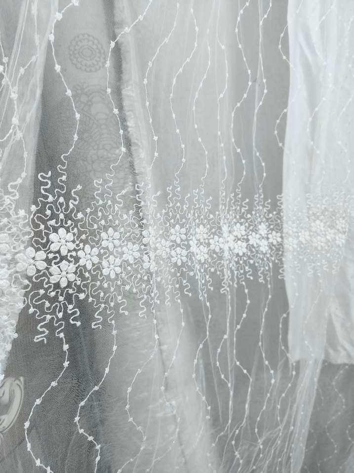 Nakışlı Beyaz Tül Perde - Görsel 2