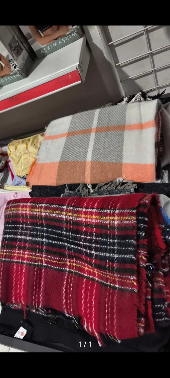 Koyu Kırmızı Ekose Desenli Kadın Şal - Görsel 2