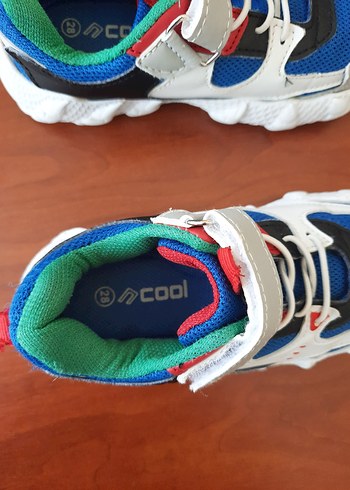 28 Beden Renkli Erkek Çocuk Spor Ayakkabı Velcro