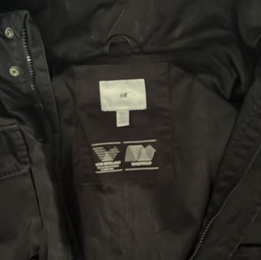 Siyah Kapüşonlu Erkek Ceket H&M - Görsel 2