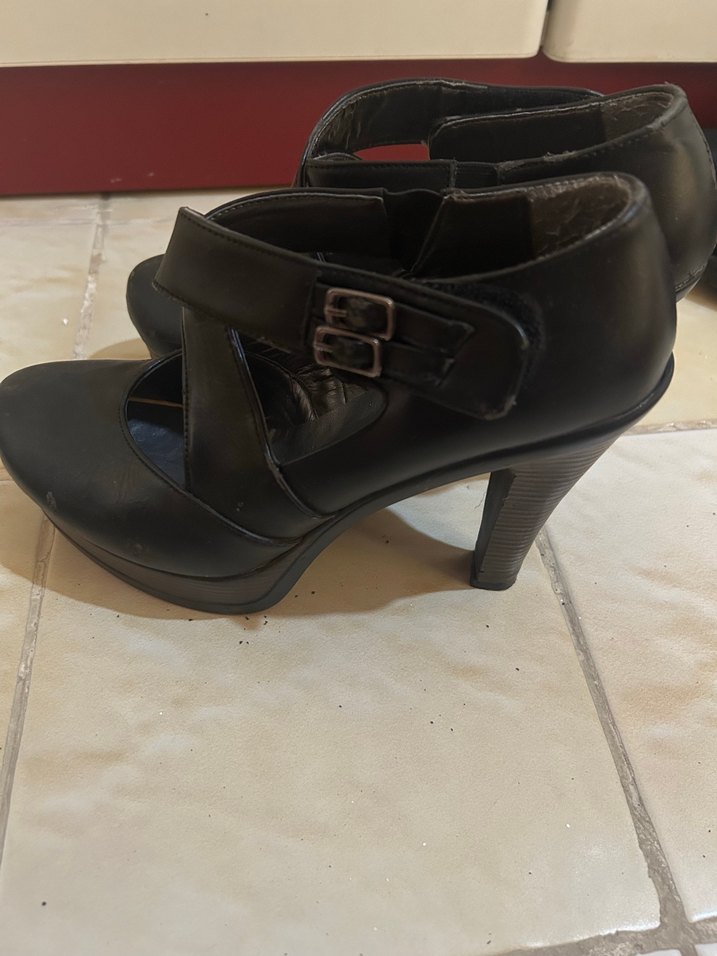 Siyah Deri Platform Topuklu Kayışlı Ayakkabı - Görsel 2