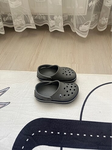 23 Beden Cocuk crocs terlik