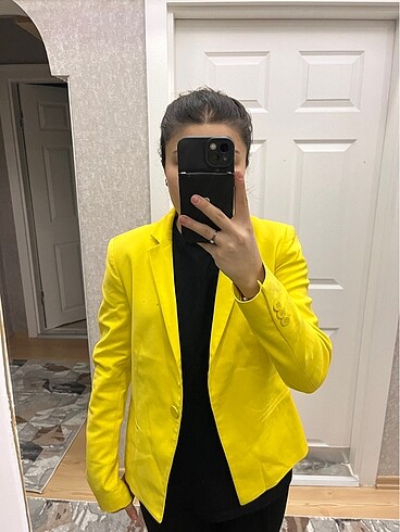 Zara Ceker