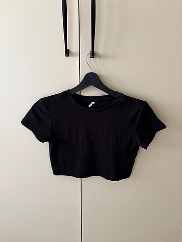 Defacto Siyah crop tişört