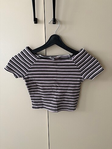 Pull and bear crop üst giyim