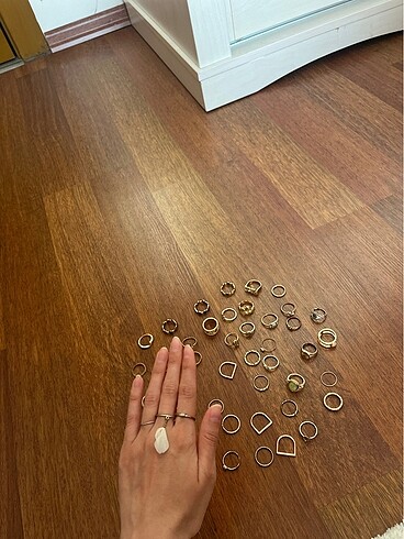 Beden altın Renk 42'li yüzük seti