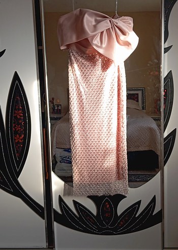 Pudra Pullu Drapeli Uzun Abiye Elbise - Görsel 4