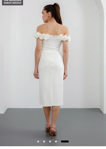 Çiçek Detaylı Midi Mini Gelinlik - Görsel 3