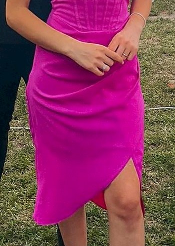 Pembe V Yakalı Drapeli Uzun Abiye Elbise - Görsel 3