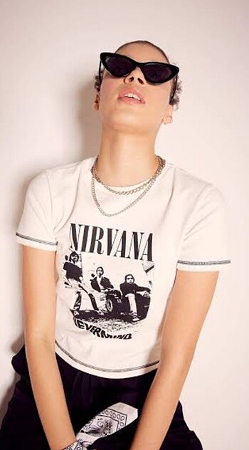 xs Beden defacto nırvana t-shirt